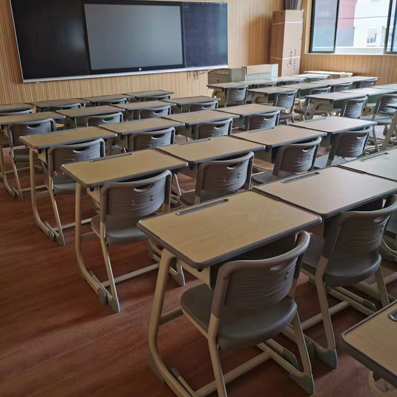 學生課桌椅